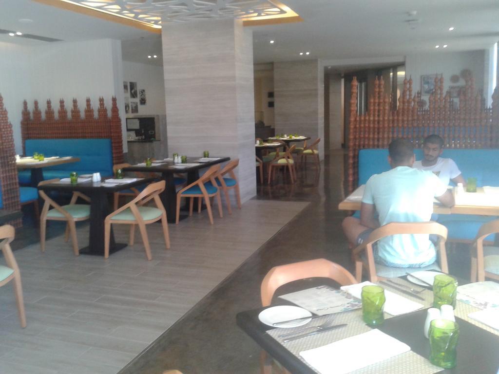 Exclusive Beach And Pools Oceanway Residences Yapak Eksteriør billede